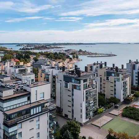 Spacious Home With Four Terrace, Sauna, Sea View เฮลซิงกิ ภายนอก รูปภาพ